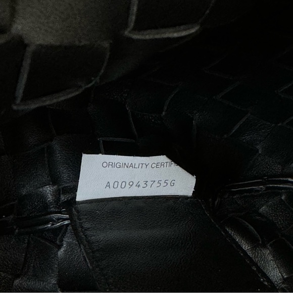 Bottega Veneta Intrecciato Small Leather Sardine Tote in Black - Picture 9 of 9